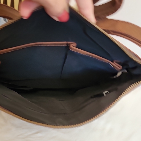 Oak Leather Brown Crossbody Bag NWT - Picture 8 of 16